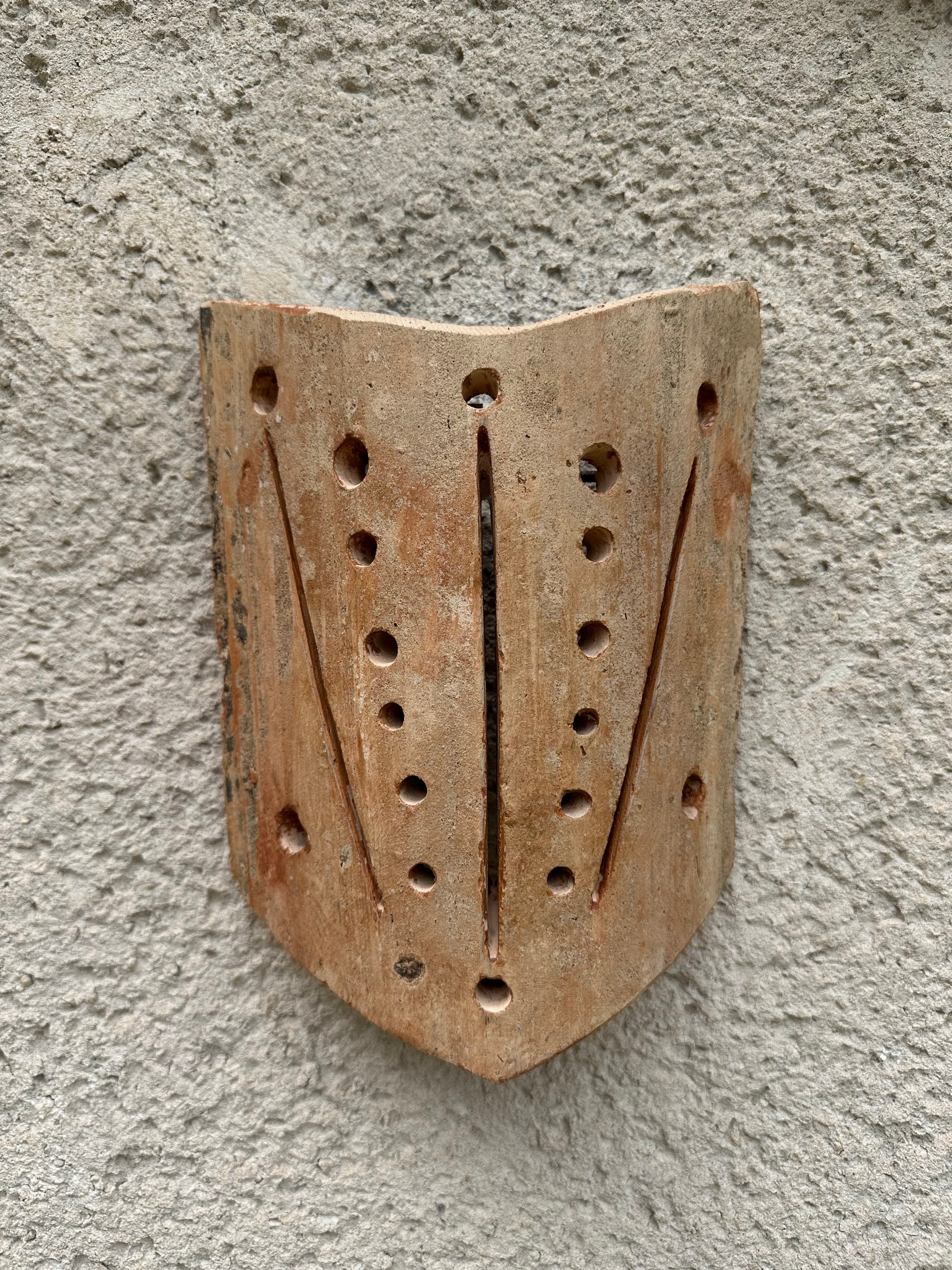 Appliques murales en tuiles provençales 2 | diamètre 19 ; hauteur 26 cm