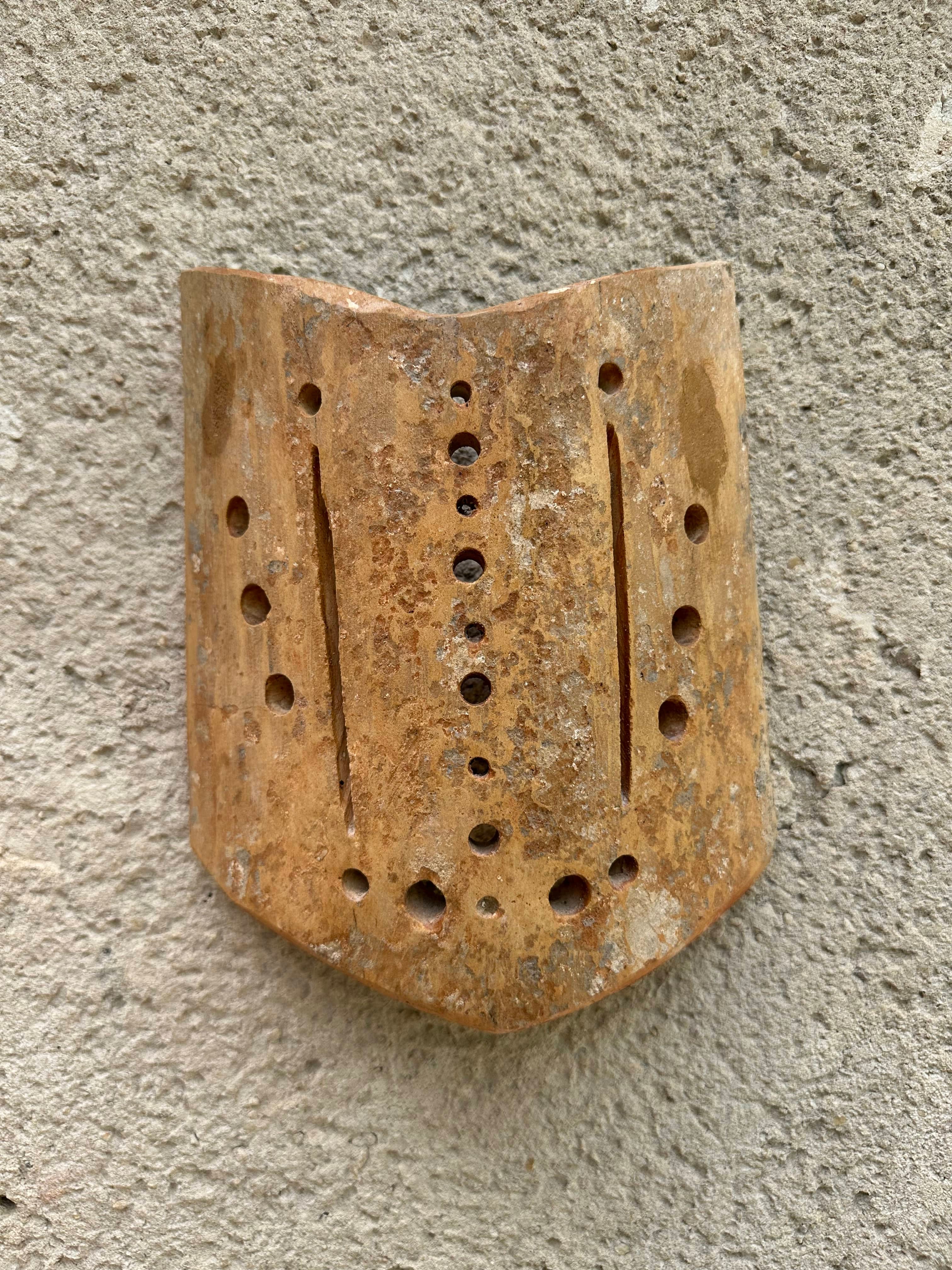 Appliques murales en tuiles provençales 5 | diamètre 20 ; hauteur 25 cm