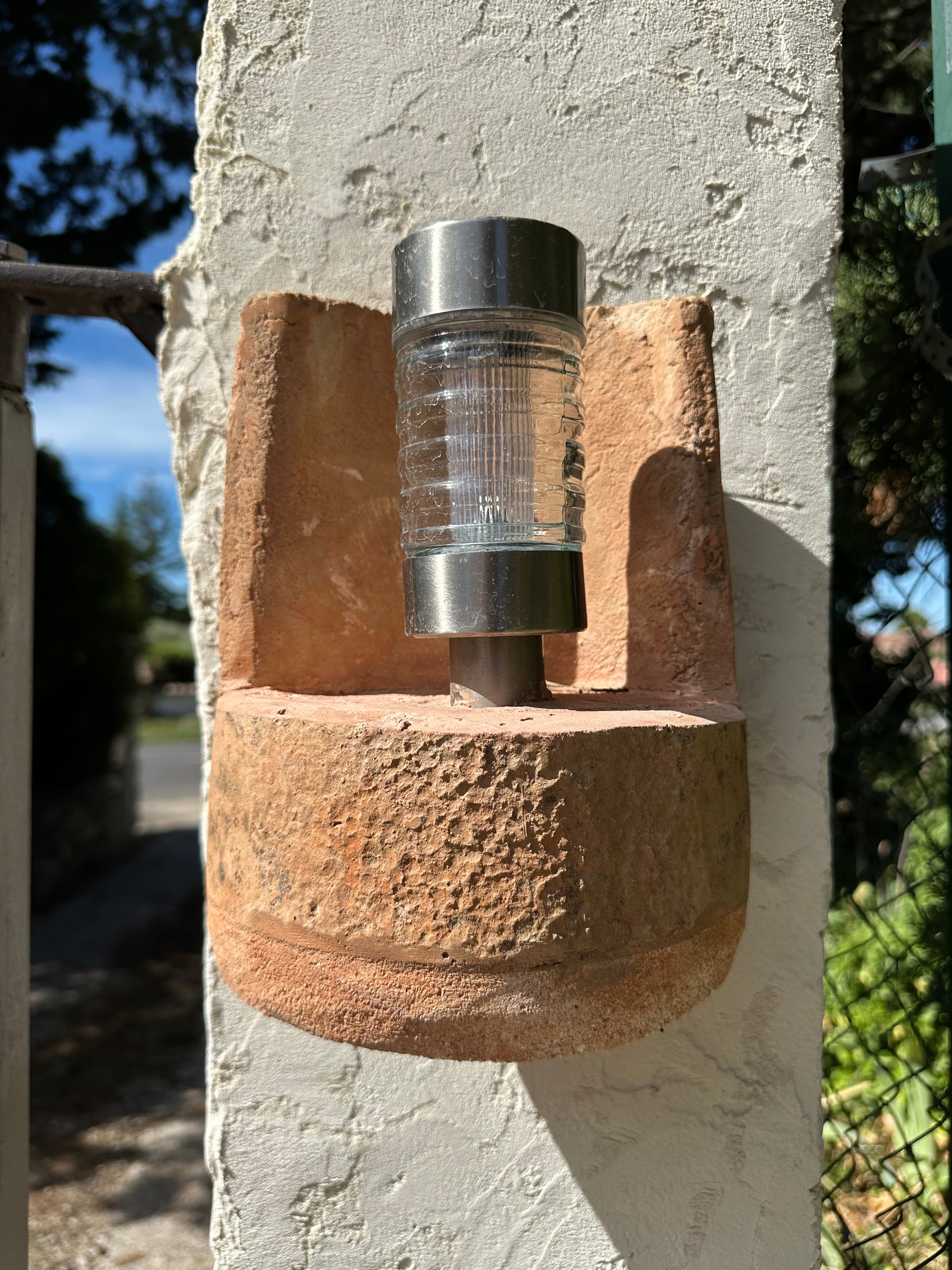 Appliques murales lumineuses en tuiles provençales 1 |