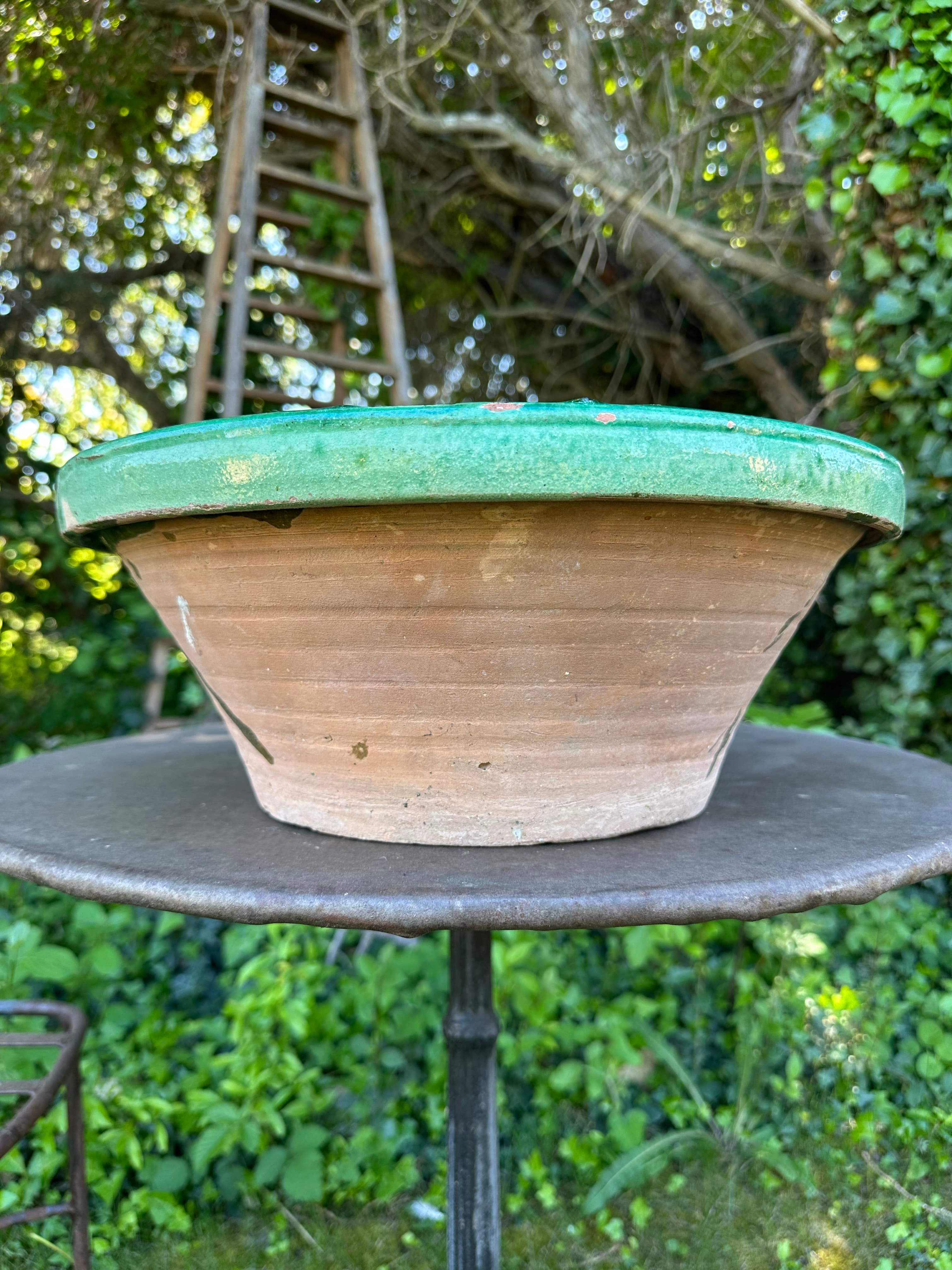 Plat lebrillo en terre cuite