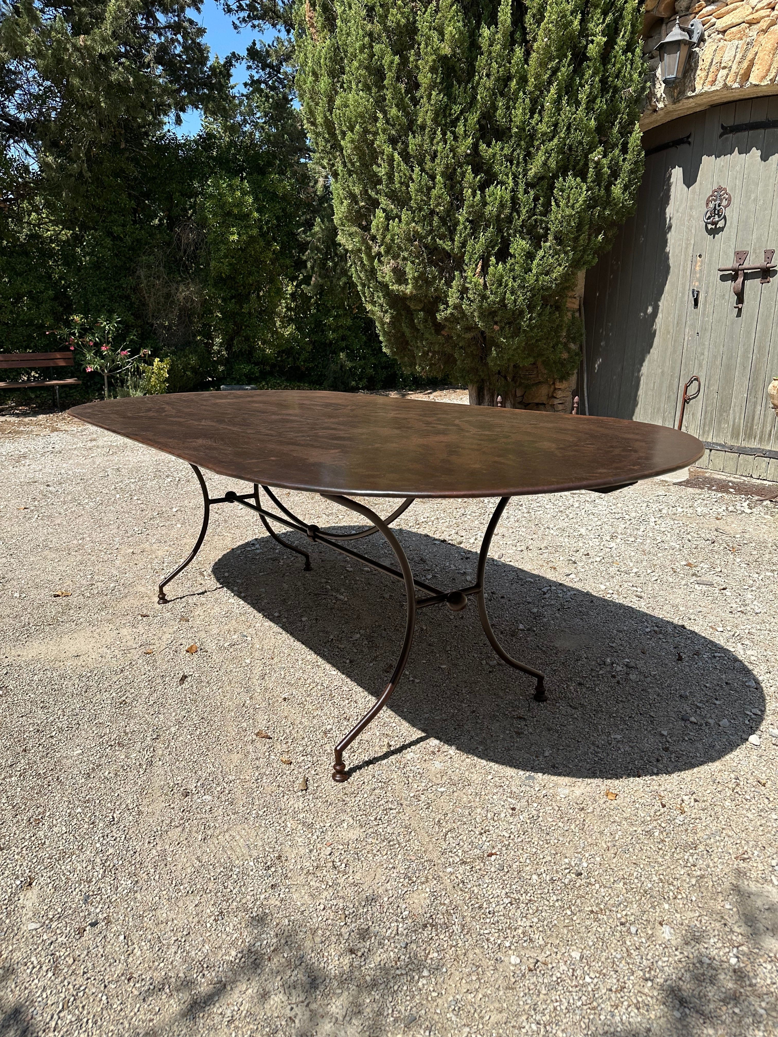 Table de jardin en fer forgé 250 cm