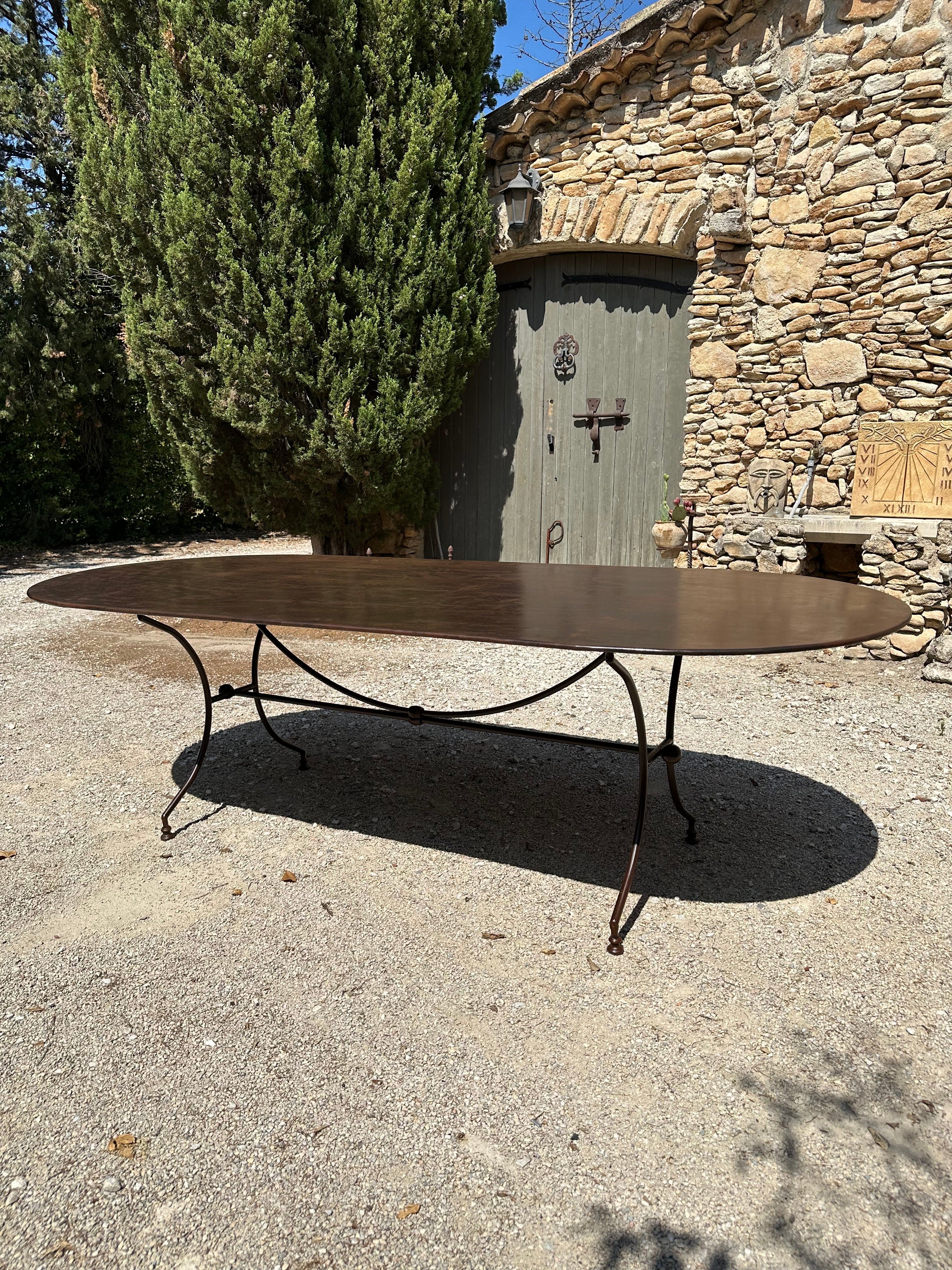 Table de jardin en fer forgé 250 cm